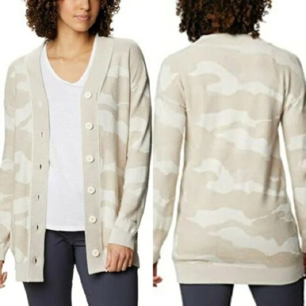 Columbia Beige/White Camo Cardigan!